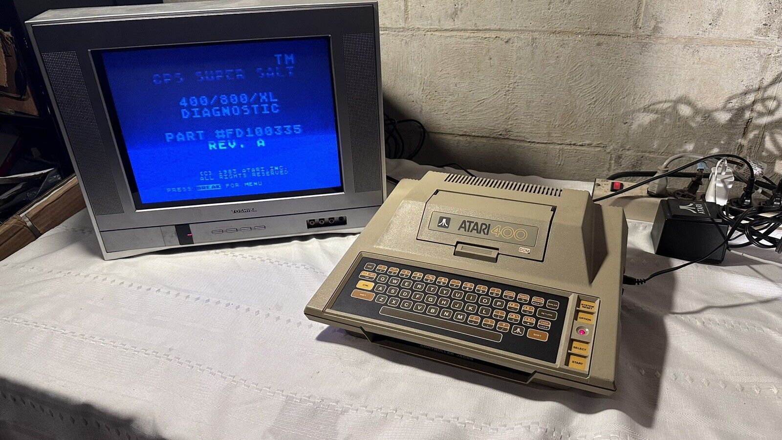 WORKING Vintage Atari 400 Computer Retro Gaming Computing Clean READ