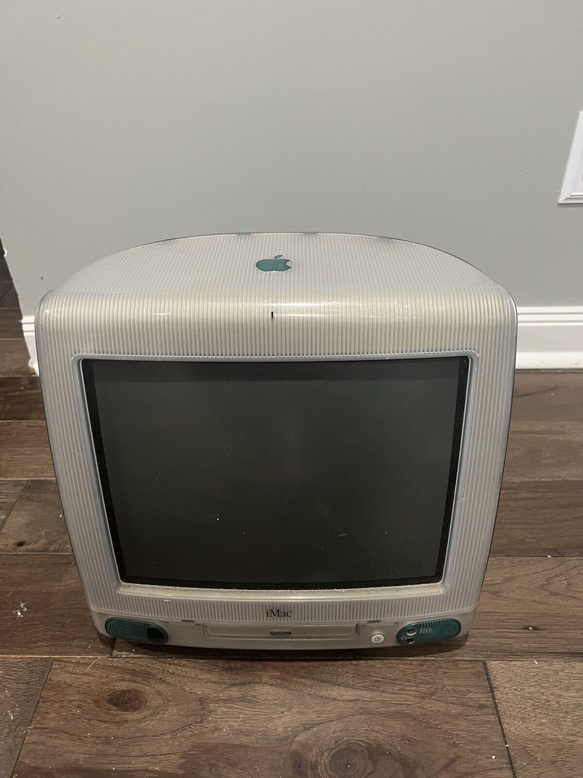 Vintage Apple G3 Computer- Parts Or Repair