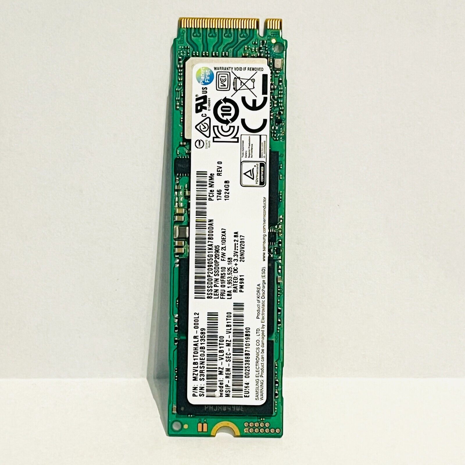 Samsung 1TB MZ-VLB1T00 PM981 PCIe NVMe SSD
