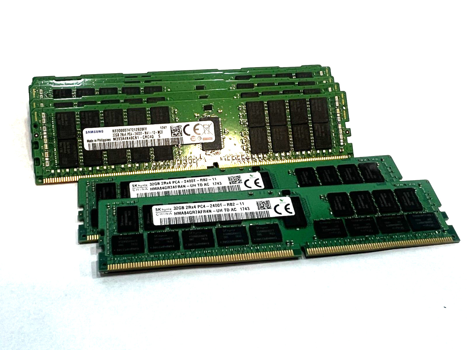 Lot of 8x 32GB (256GB) SAMSUNG & HYNIX PC4-19200 DDR4-2400MT/s ECC