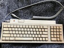 Vintage Apple Macintosh II M0487 keyboard tested and WORKING with cord picture