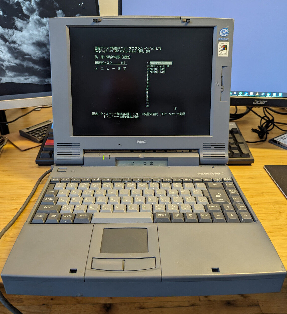 NEC 98NOTE Lavie PC-9821Na12/S10F Vintage PC-98 Laptop Pentium 120MHz Windows 95