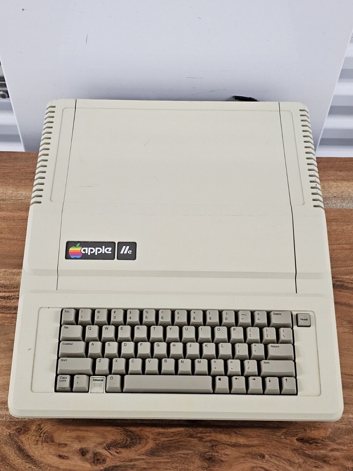 Apple IIe Vintage Computer Untested As Is 