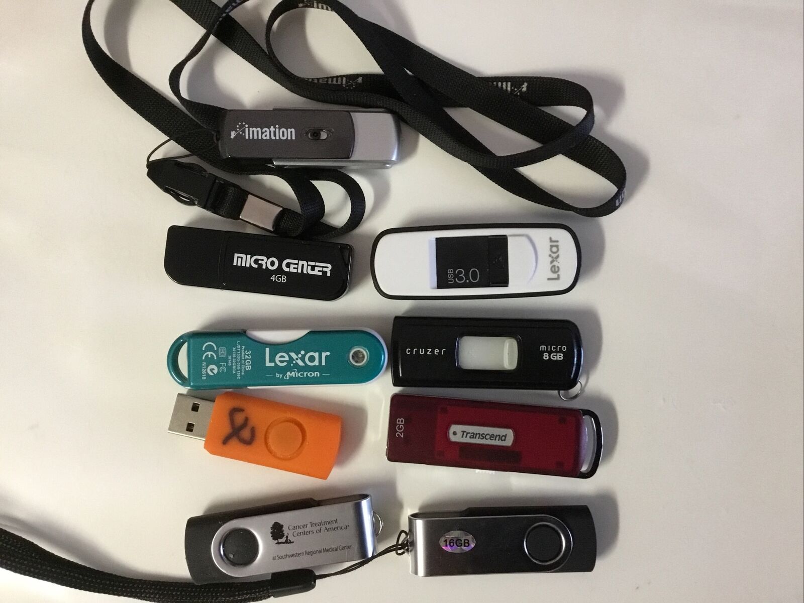 Lot Of 9 Used USB Flash Drives