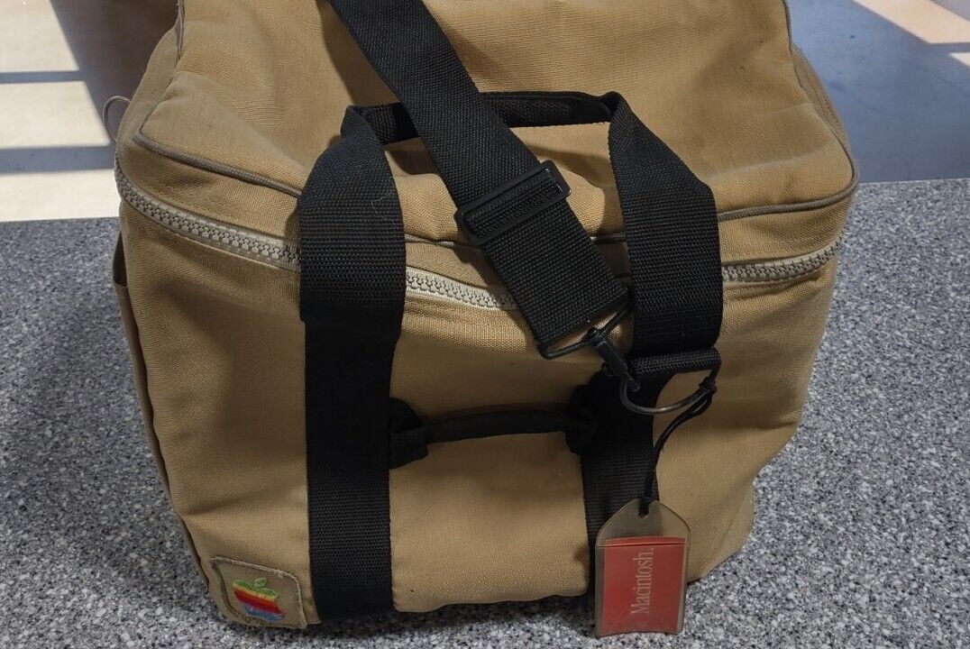 APPLE Vintage 1980s Macintosh Computer Travel Bag Tote Carry Case Tag Rainbow 