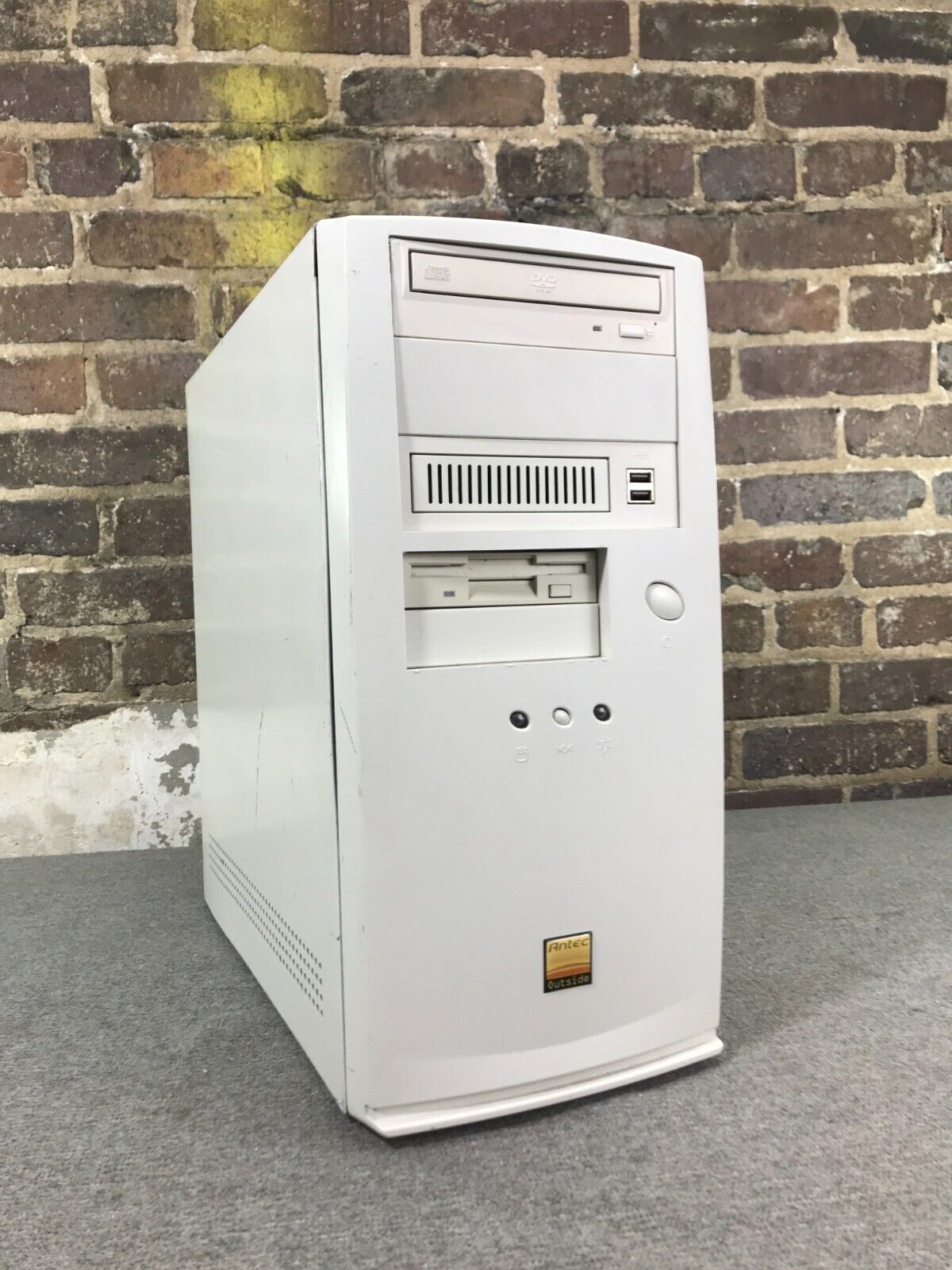 Vintage Antec Outside Full Tower ATX Beige Retro Gaming PC Case w/Mobo - WORKS