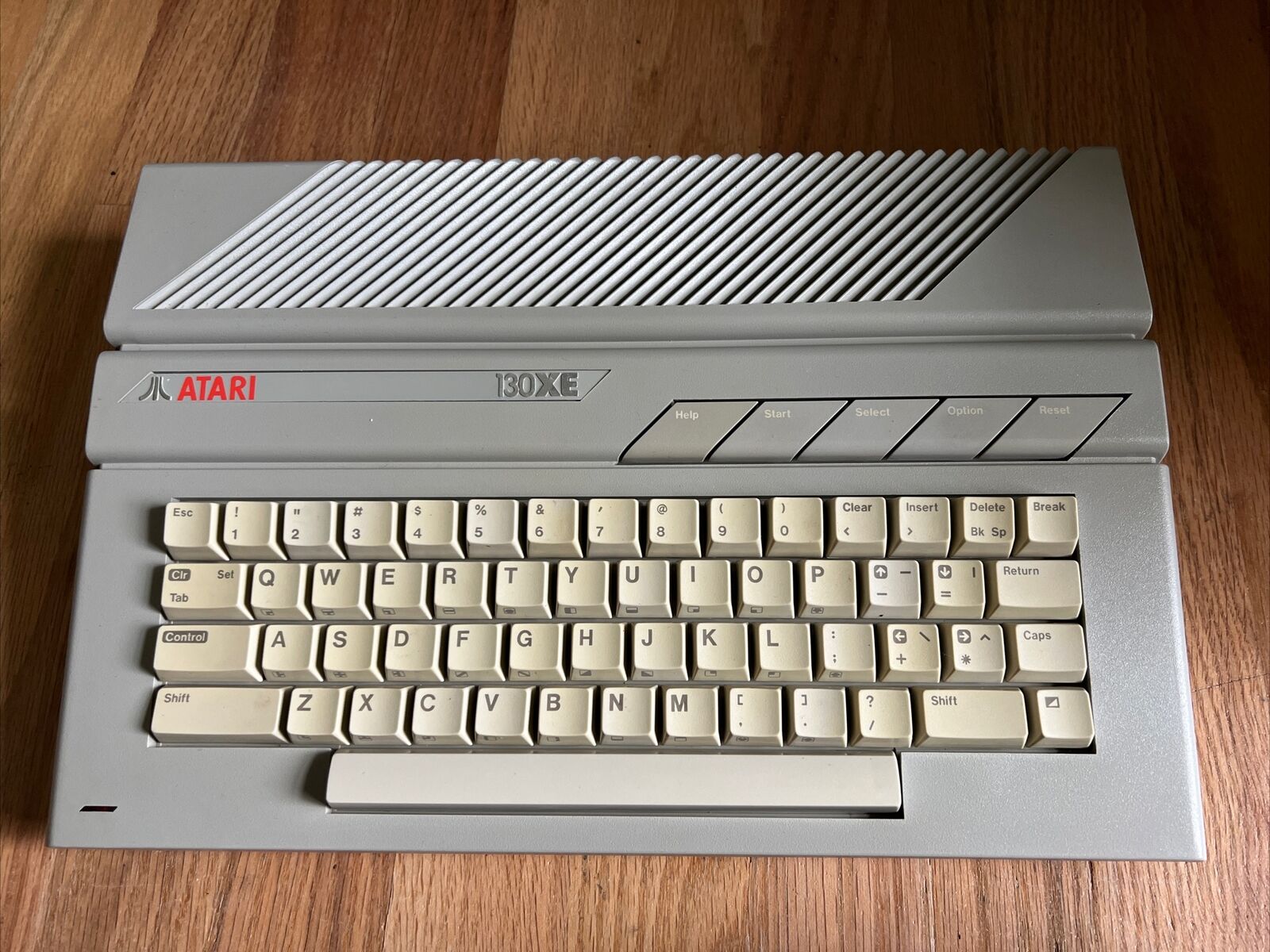 Atari 130xe in very nice condition, fully tested