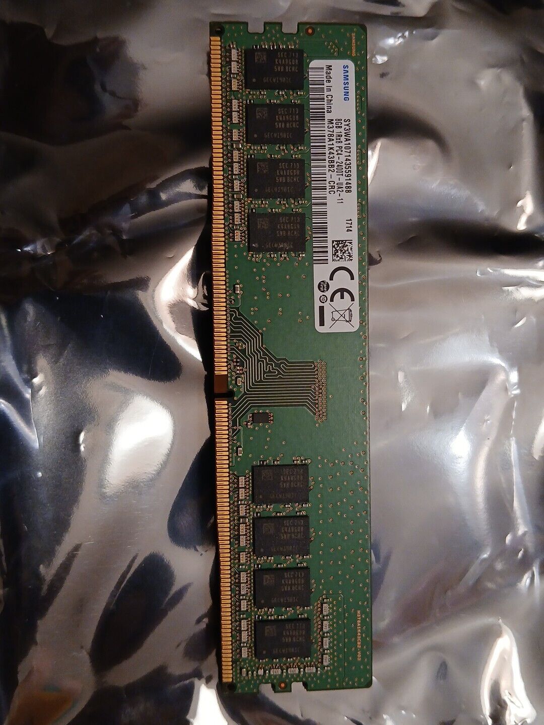 Samsung 8GB DDR4 PC4-2400T Desktop Memory RAM M378A1K43BB2-CRC