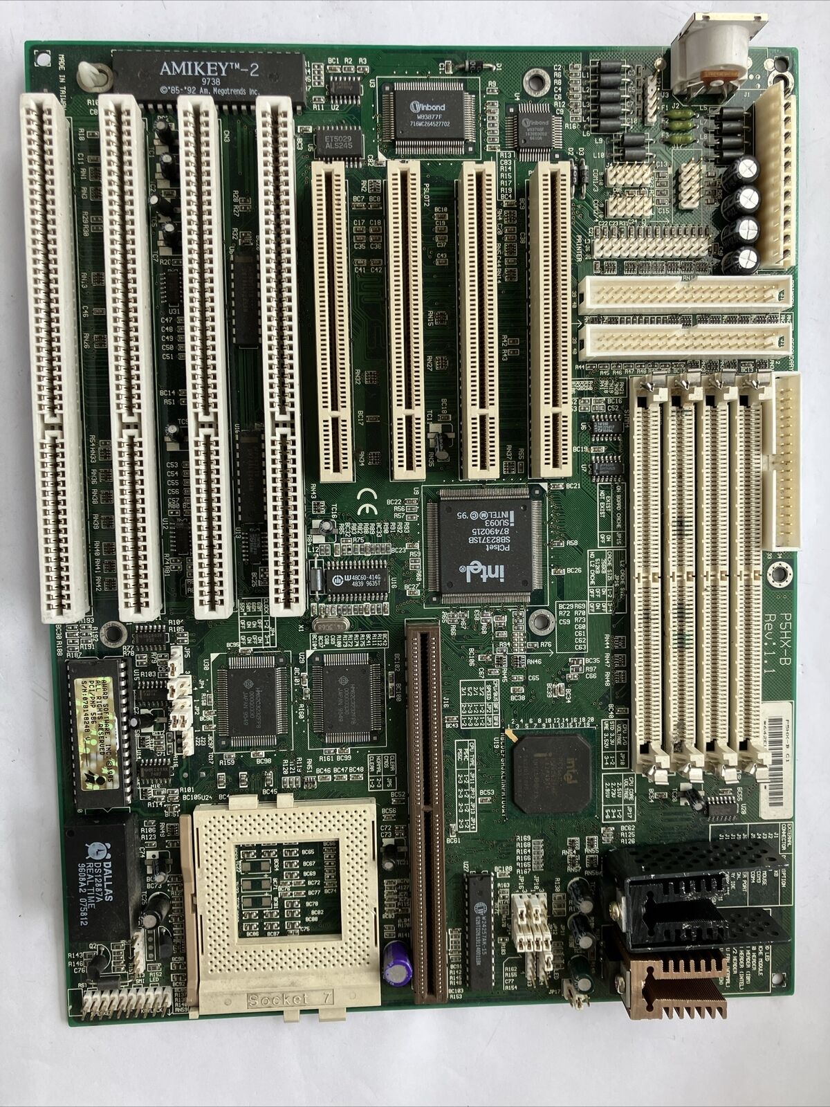Motherboard  ECS P5HX-B Socket, 7 vintage computer  See PICS